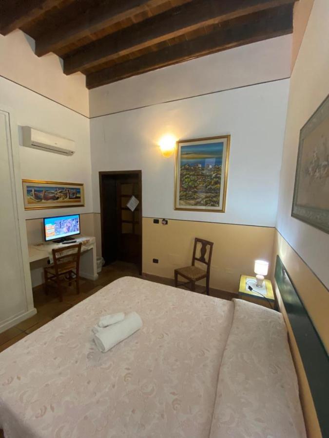 Bed & Breakfast Julia's Friends Sassari