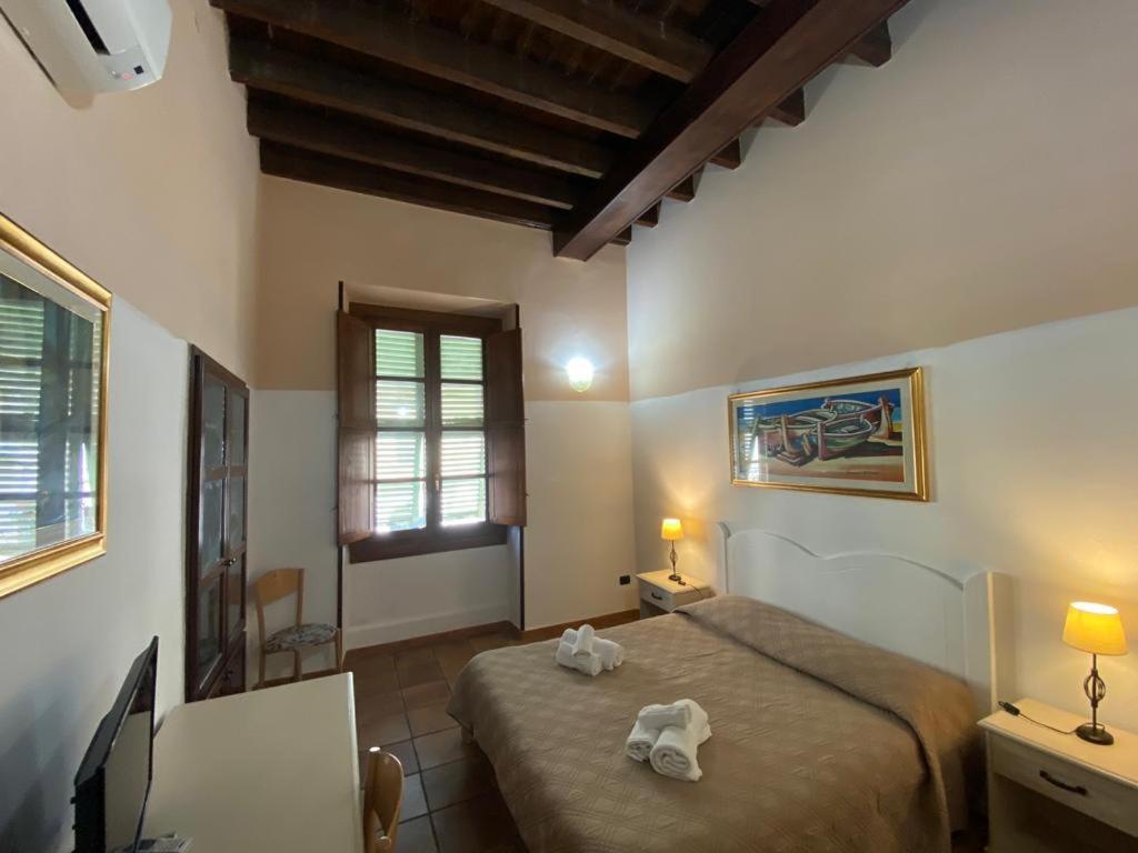 Julia's Friends Bed & Breakfast 3*